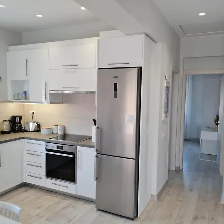 Marika's Penthouse Chania * ハニア