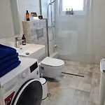 Marika's Penthouse Chania شقة *